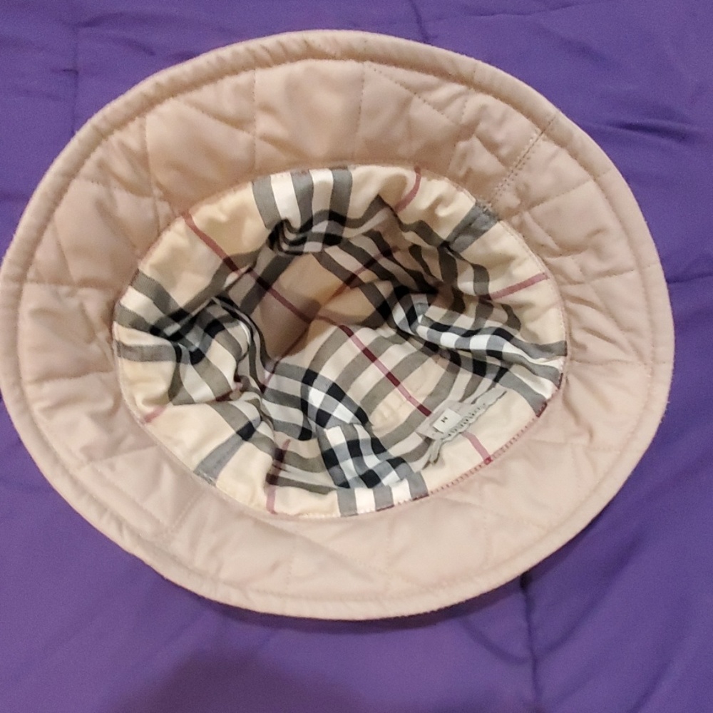 Burberry Bucket Reversible Hat - Picture 3 of 5